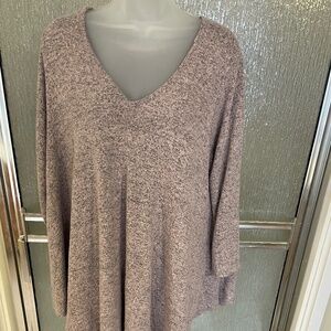 Green Envelope top/sweater, size Plus 2X